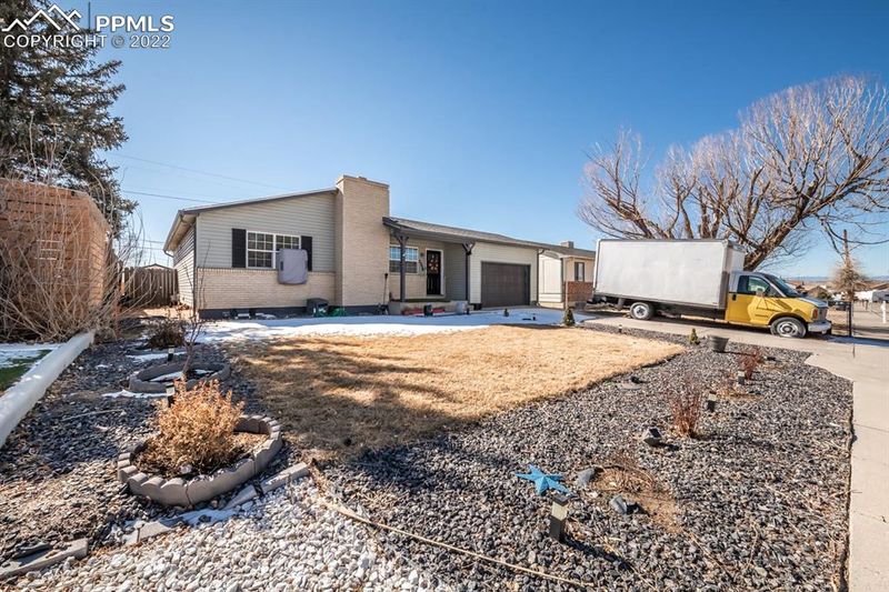 2306 South Dr, Pueblo, CO 81008