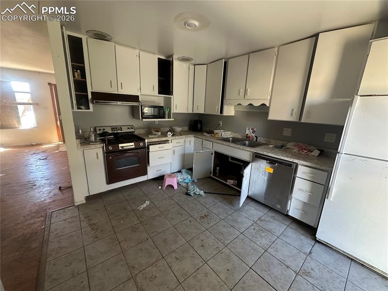 2308 Lelaray St, Colorado Springs, CO 80909