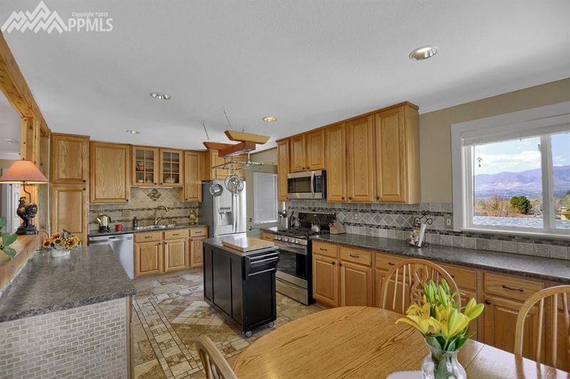 2309 Distinctive Dr, Colorado Springs, CO 80920