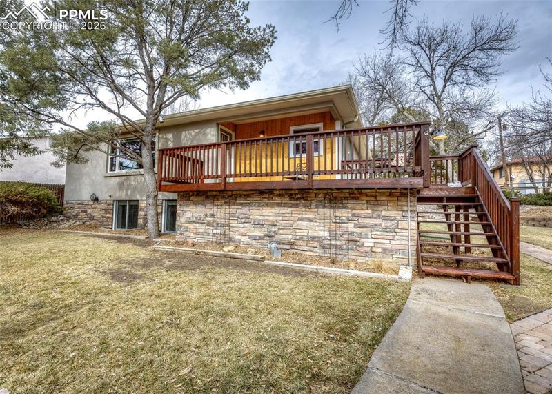 2310 W Monument St, Colorado Springs, CO 80904