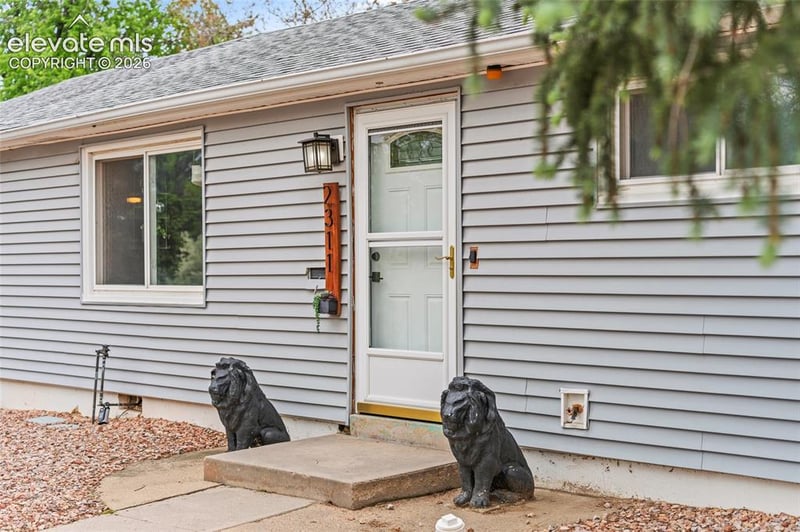 2311 Robin Dr, Colorado Springs, CO 80909