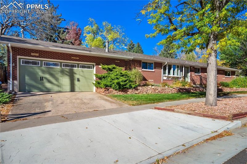 2312 Oriole Ave, Colorado Springs, CO 80909
