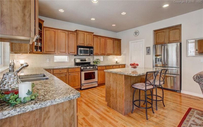 2313 Collegiate Dr, Colorado Springs, CO 80918