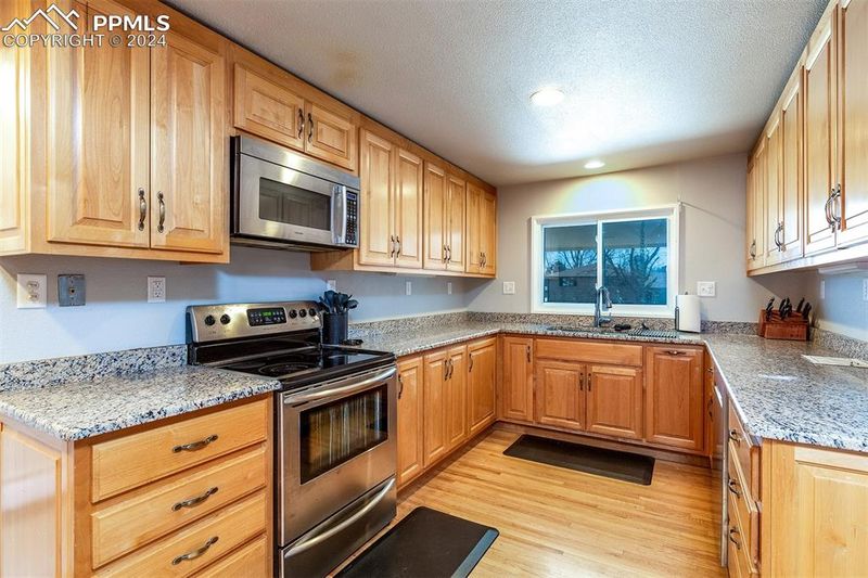 2314 Monteagle St, Colorado Springs, CO 80909