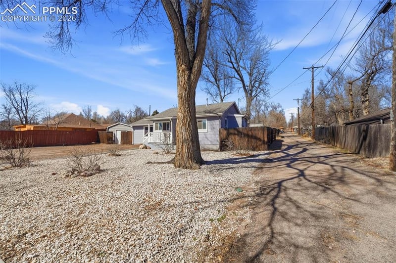 2314 Monument St, Colorado Springs, CO 80909