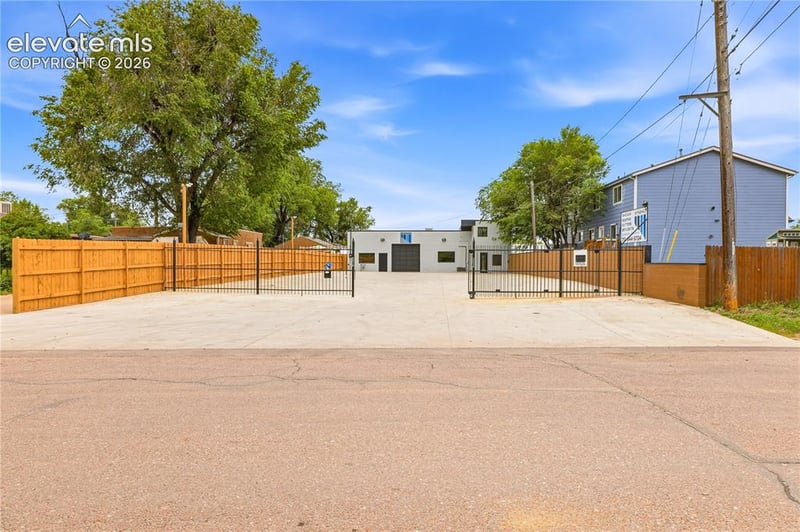2315 St Vrain St, Colorado Springs, CO 80909