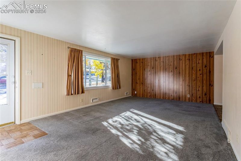 2316 Robin Dr, Colorado Springs, CO 80909