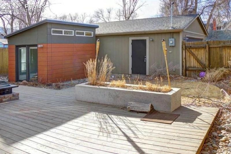 232 N Arcadia St, Colorado Springs, CO 80903