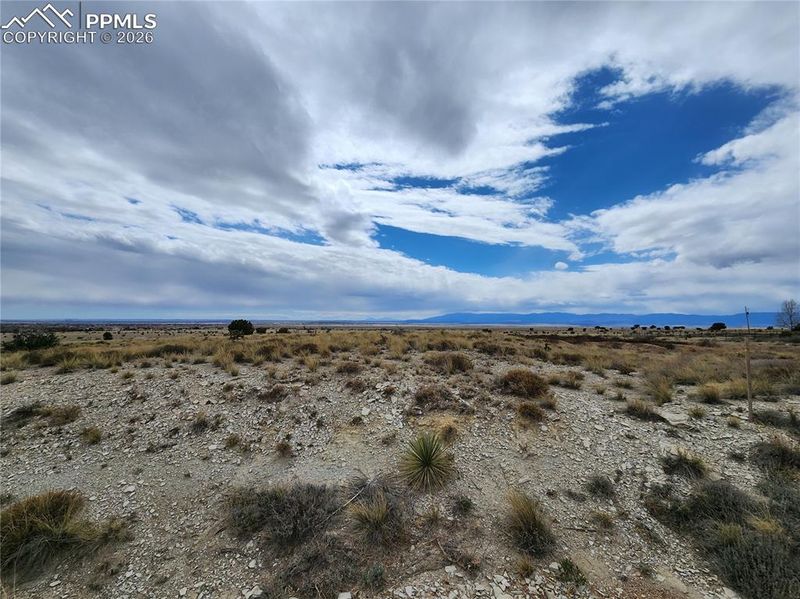 232 E Encanto Dr, Pueblo, CO 81007