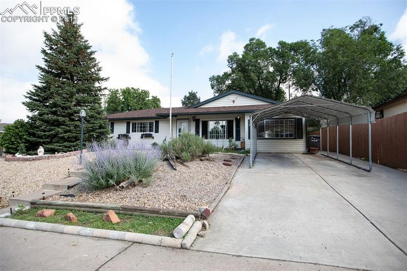 232 Esther Dr, Colorado Springs, CO 80911