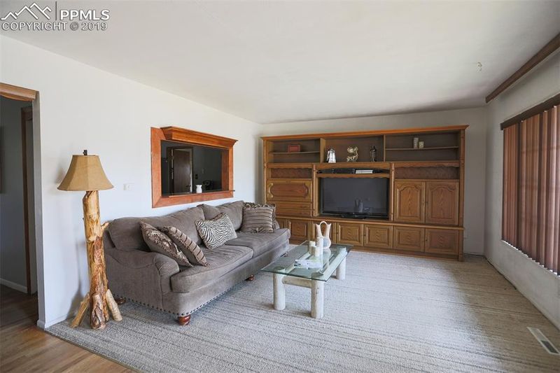 232 Esther Dr, Colorado Springs, CO 80911