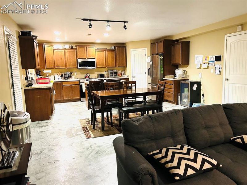 2321 Spring Blossom Dr, Colorado Springs, CO 80910