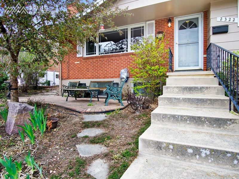 2322 Monteagle St, Colorado Springs, CO 80909