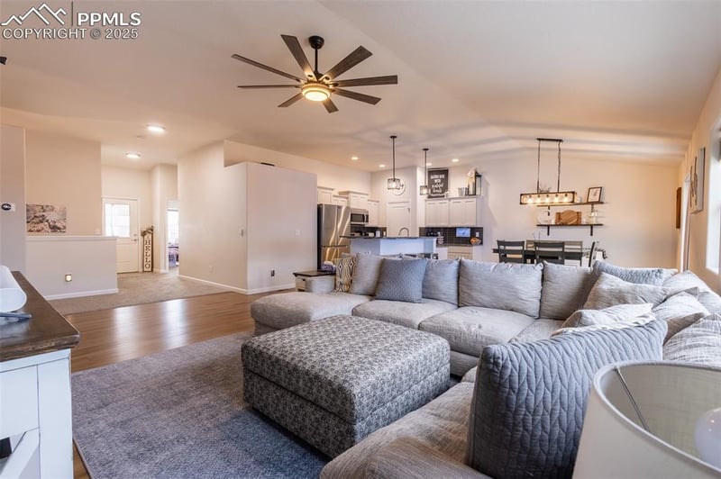 2325 Riverboat Ct, Pueblo, CO 81008