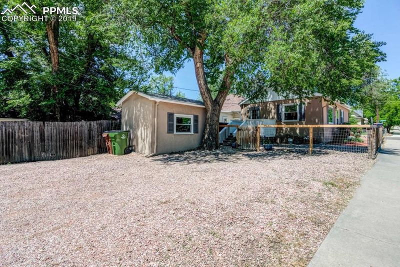 2329 W Uintah St, Colorado Springs, CO 80904