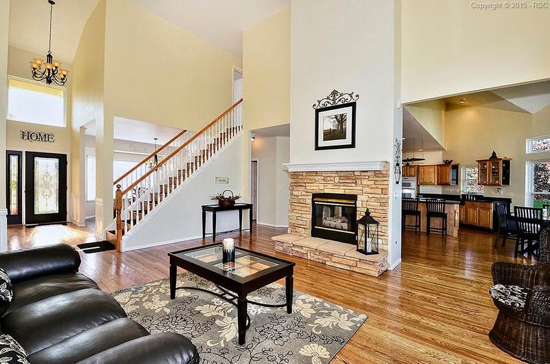 2330 Vanreen Dr, Colorado Springs, CO 80919