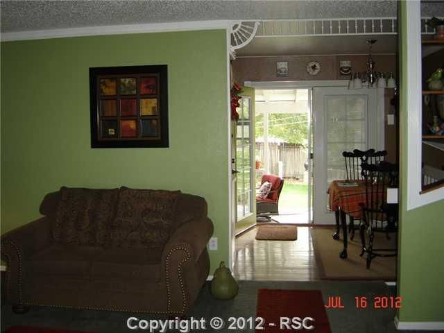 2335 Roundtop Dr, Colorado Springs, CO 80918