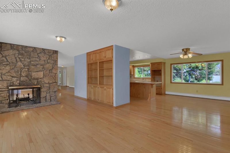 2340 Fuller Rd, Colorado Springs, CO 80920
