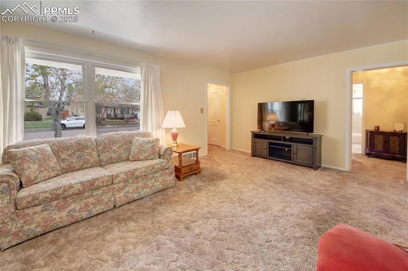 2354 Valley Forge Rd, Colorado Springs, CO 80907