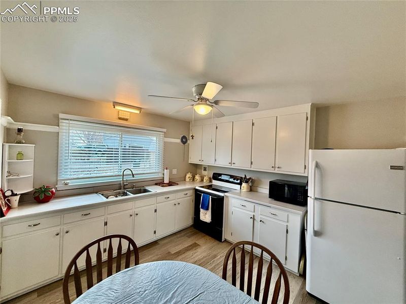 2359 Valley Forge Rd, Colorado Springs, CO 80907