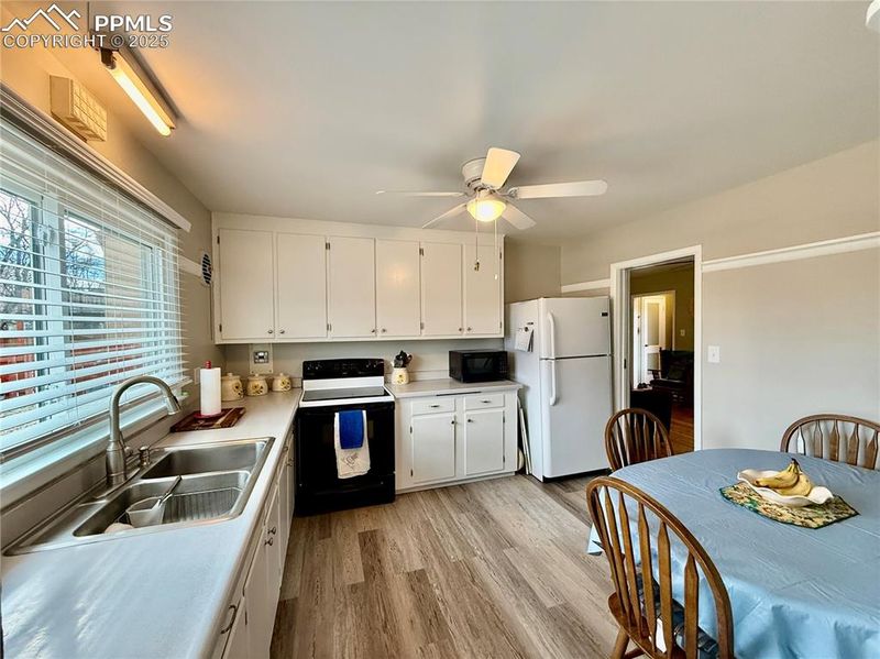 2359 Valley Forge Rd, Colorado Springs, CO 80907