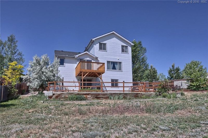 236 Candletree Cir, Monument, CO 80132