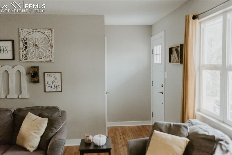 236 Everett Dr, Colorado Springs, CO 80911