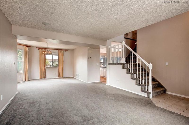 236 Oxbow Dr, Monument, CO 80132