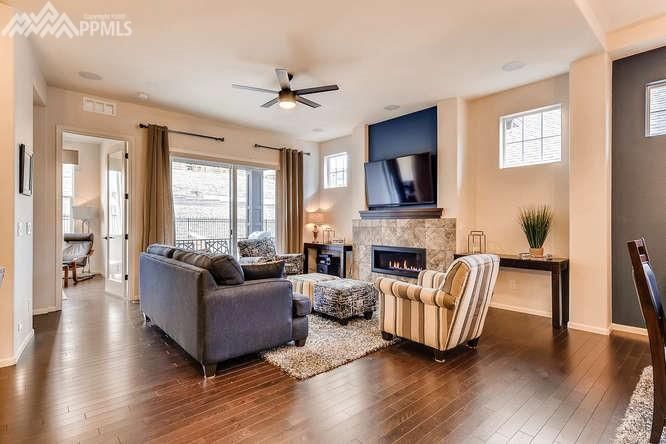2368 Lassen Ln, Castle Rock, CO 80109