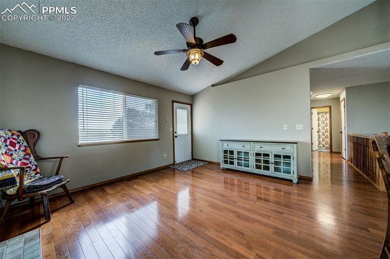 2368 Pinyon Jay Dr, Colorado Springs, CO 80951