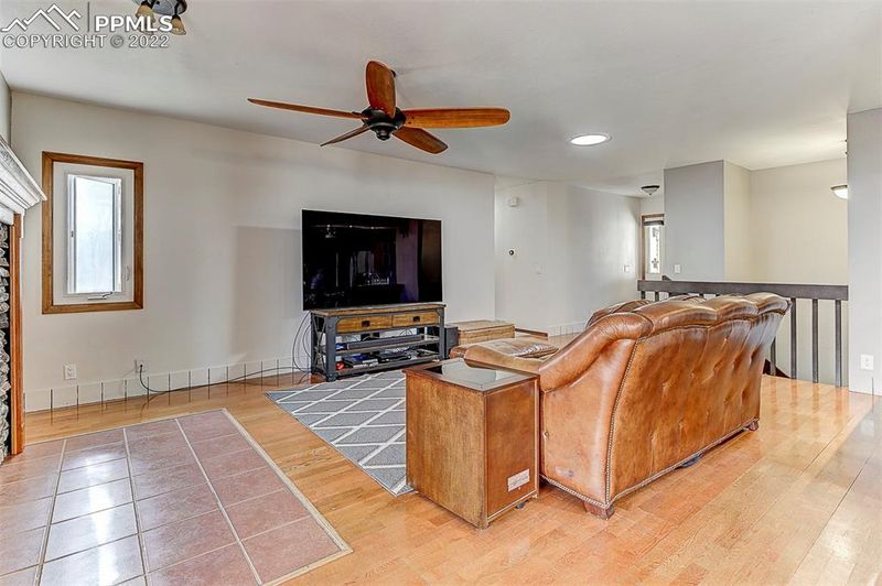 2374 Distinctive Dr, Colorado Springs, CO 80920