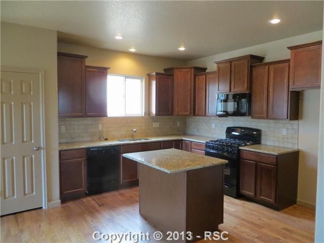 2375 Creek Valley Cir, Monument, CO 80132