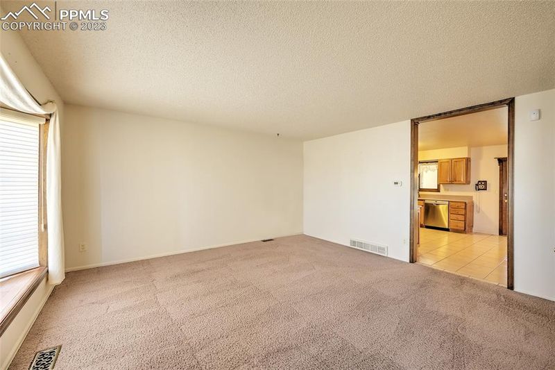2375 Jet Wing Dr, Colorado Springs, CO 80916