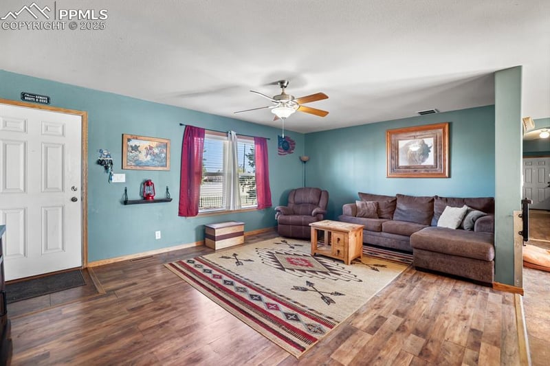 23765 Wheat Dr, Colorado Springs, CO 80928