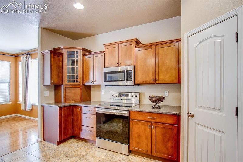 2384 Cinnabar Rd, Colorado Springs, CO 80921