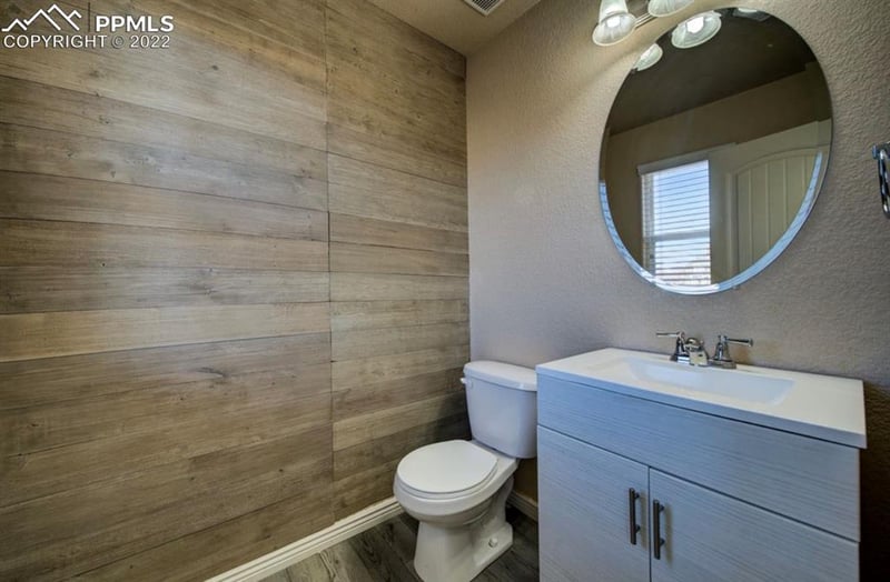 2384 Sierra Springs Dr, Colorado Springs, CO 80916