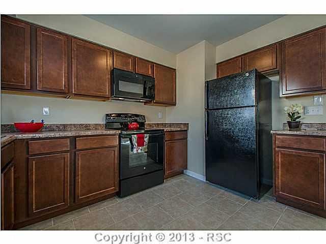 2385 Middleton Ct, Colorado Springs, CO 80916