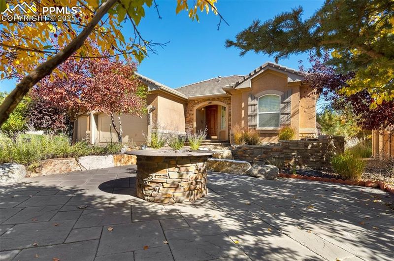 2388 Mckinnet Tree Ln, Colorado Springs, CO 80919