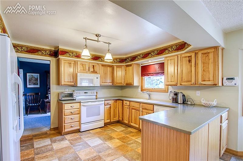 2389 Langholm Dr, Colorado Springs, CO 80920