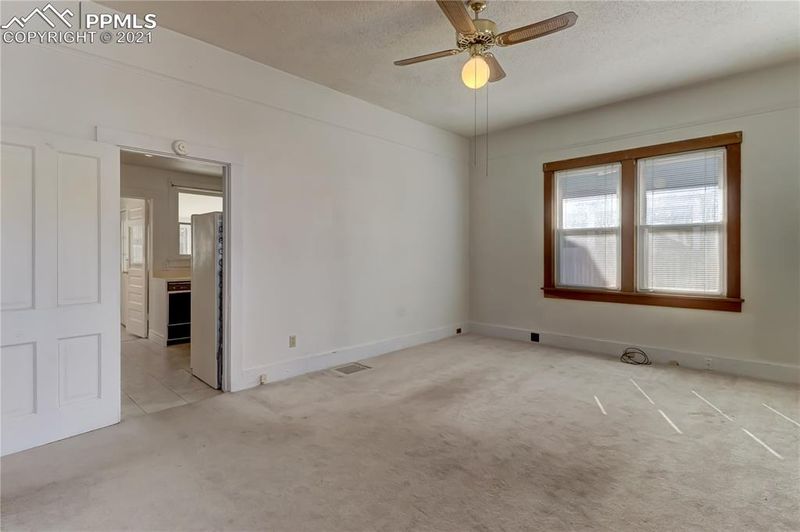239 N Franklin St, Colorado Springs, CO 80903