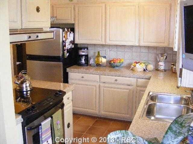 24 Leaming Rd, Colorado Springs, CO 80906