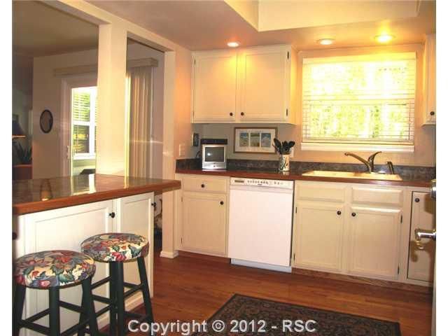 240 Cobblestone Dr, Colorado Springs, CO 80906