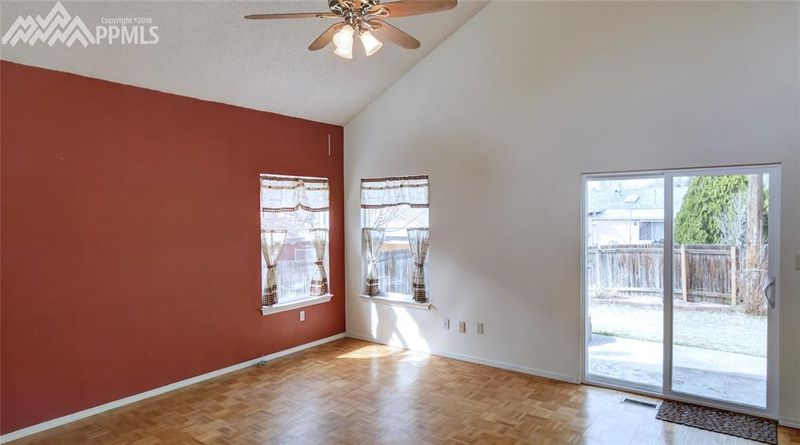 240 Dix Cir, Colorado Springs, CO 80911
