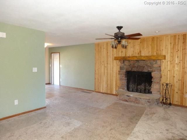 240 W Lovell Gulch Rd, Woodland Park, CO 80863
