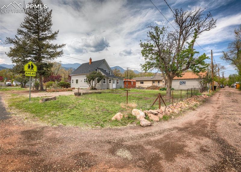 2402 Bott Ave, Colorado Springs, CO 80904