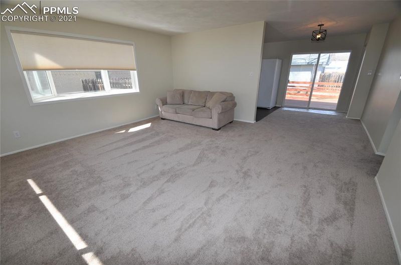 2402 E Caramillo St, Colorado Springs, CO 80909
