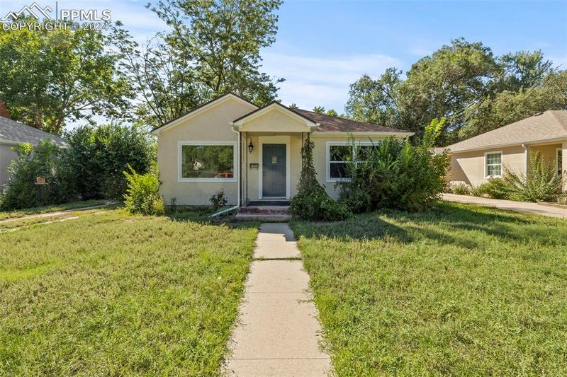 2402 N Franklin St, Colorado Springs, CO 80907