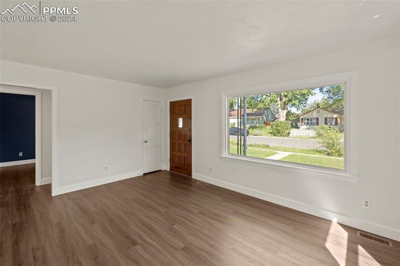 2402 N Franklin St, Colorado Springs, CO 80907