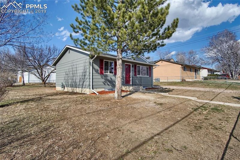 2402 Norse Dr, Colorado Springs, CO 80910