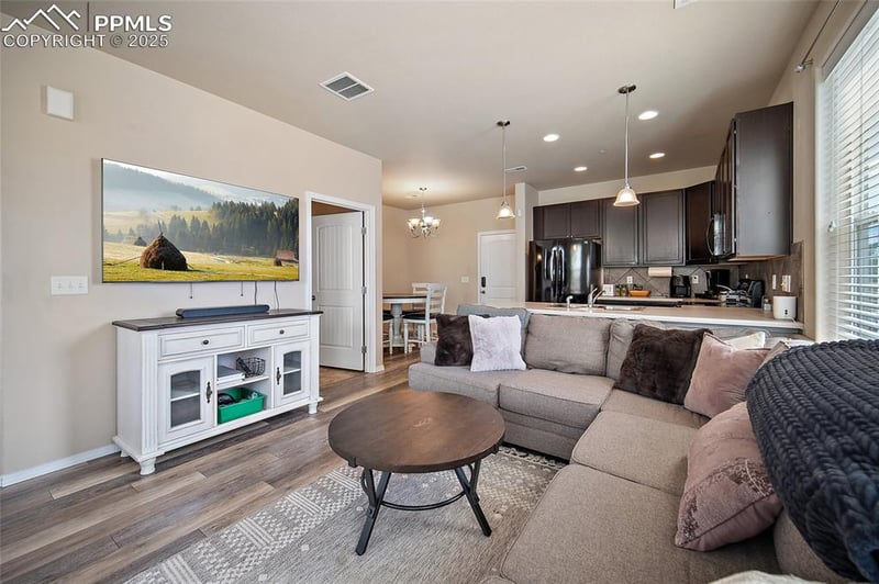 2404 Obsidian Forest Vw, Colorado Springs, CO 80951